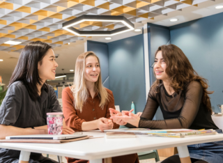 Students_in_hive